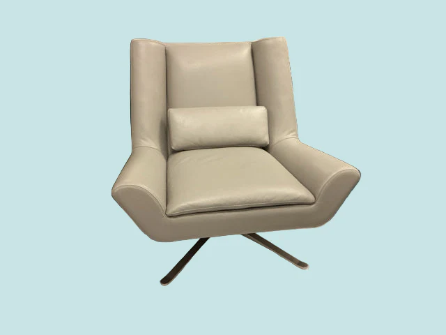 American Leather Swivel Chairs Pair - Image 2