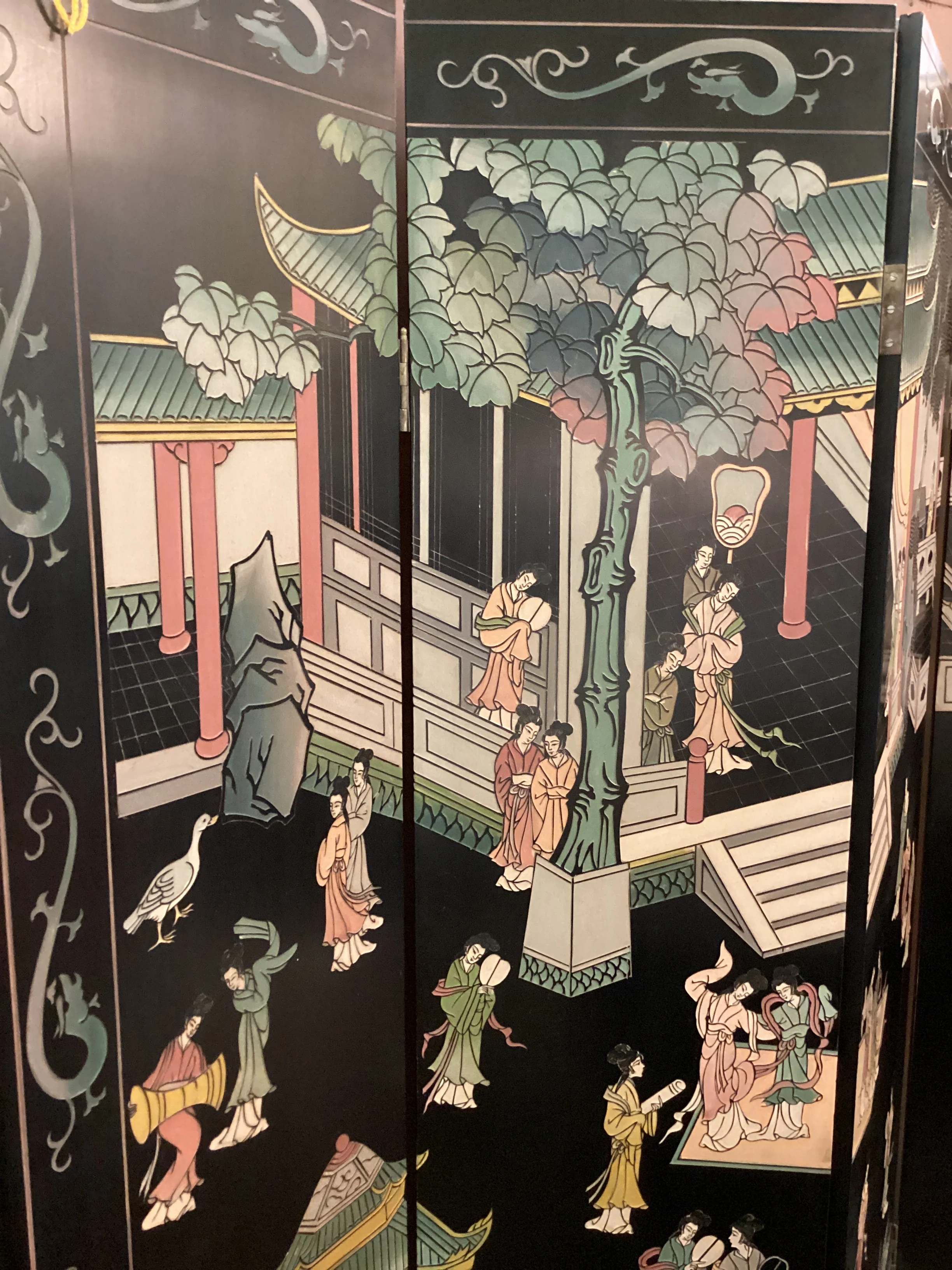 Black Oriental Screen - Image 2