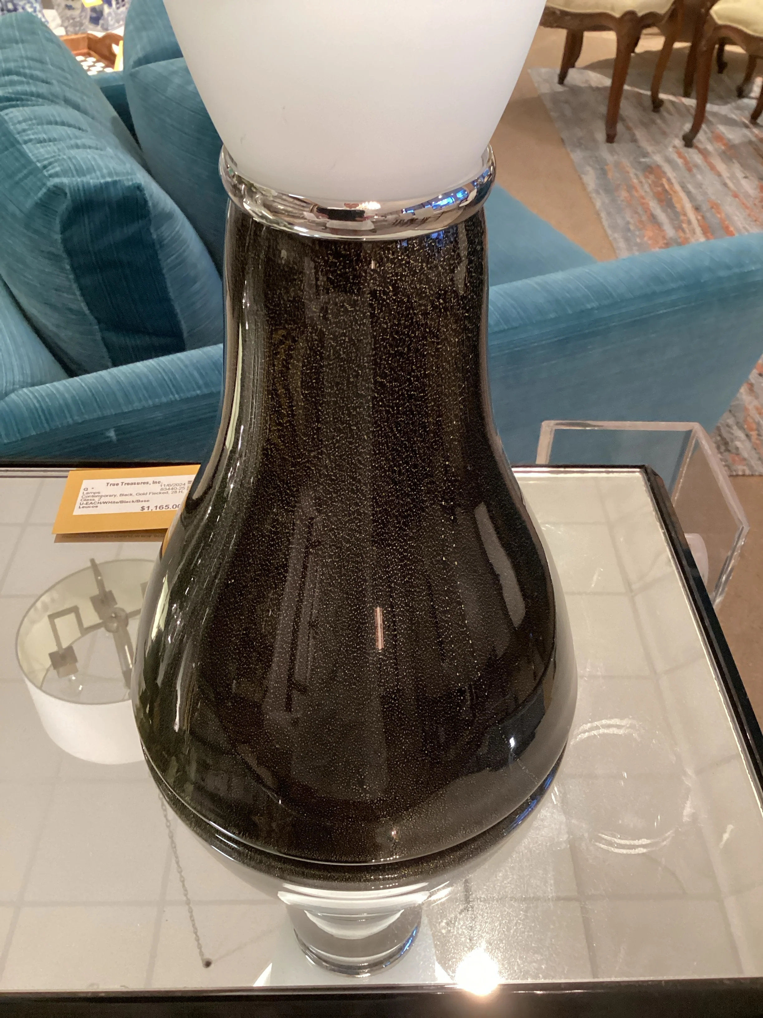 Leucos Vivia Collection Comtemporay Table Lamp - Image 3