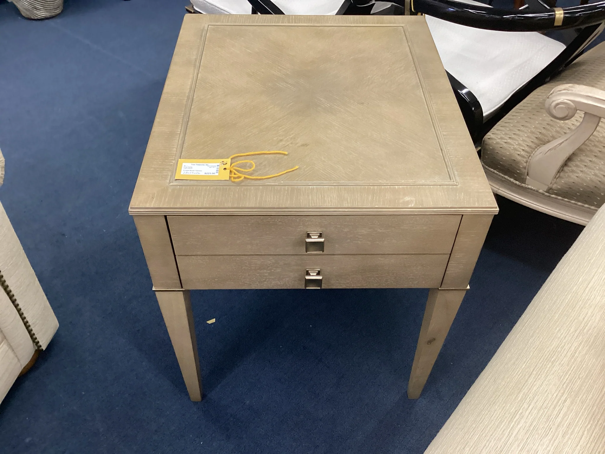 Light Wood End Table With One Drawer - Image 2