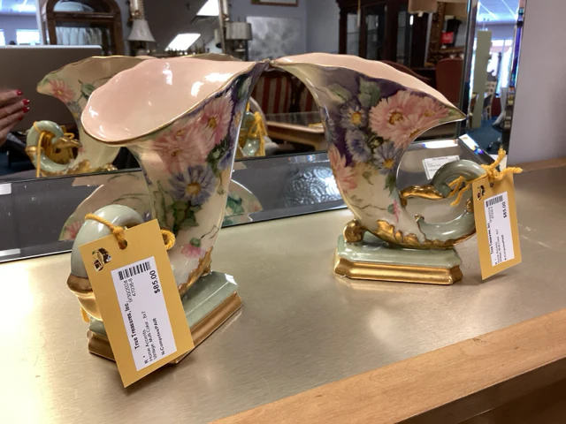 Vintage Floral Horn Of Plenty Compotes - Pair - Image 2